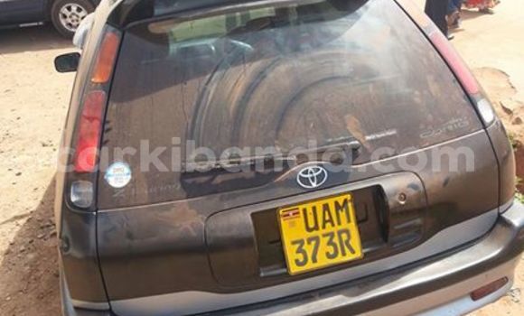 Acheter Occasion Voiture Toyota Carina Noir à Kampala, Ouganda Acheter Occasion Voiture Toyota Carina Noir à Kampala, Ouganda