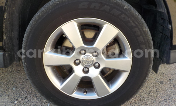 Nunua Ilio tumika Toyota Harrier Nyeusi Gari ndani ya Kampala nchini Uganda Nunua Ilio tumika Toyota Harrier Nyeusi Gari ndani ya Kampala nchini Uganda