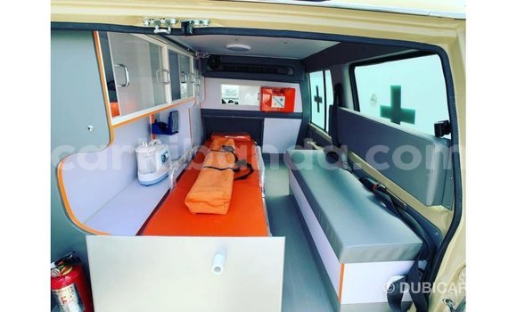 Buy Import Toyota Land Cruiser Beige Car in Import - Dubai in Uganda Buy Import Toyota Land Cruiser Beige Car in Import - Dubai in Uganda