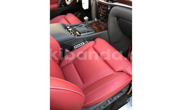 Acheter Import Voiture Lexus LX Noir à Import - Dubai, Ouganda Acheter Import Voiture Lexus LX Noir à Import - Dubai, Ouganda