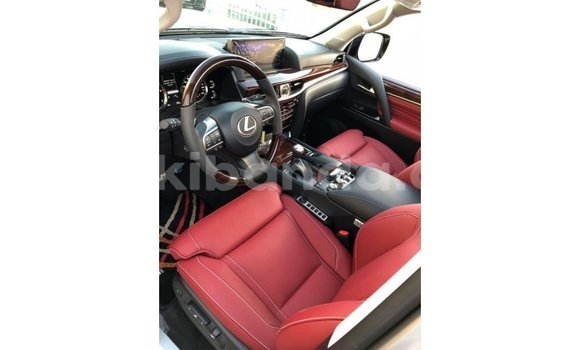 Acheter Import Voiture Lexus LX Noir à Import - Dubai, Ouganda Acheter Import Voiture Lexus LX Noir à Import - Dubai, Ouganda