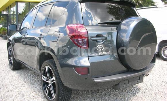 Gura Yakoze Toyota RAV4 Other Imodoka i Kampala mu Uganda Gura Yakoze Toyota RAV4 Other Imodoka i Kampala mu Uganda