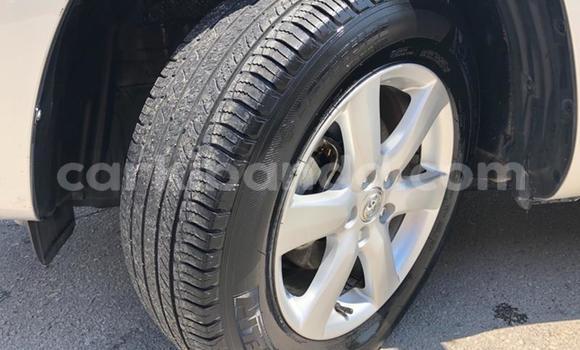 Gura Yakoze Toyota RAV4 Other Imodoka i Kampala mu Uganda Gura Yakoze Toyota RAV4 Other Imodoka i Kampala mu Uganda