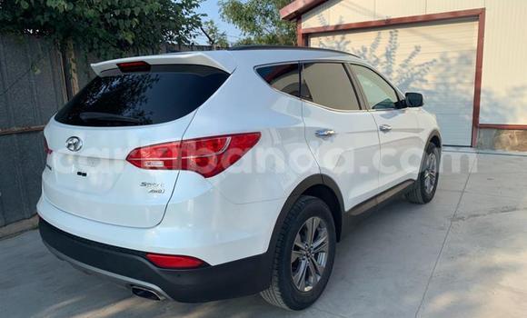 Gura Yakoze Hyundai Santa Fe Other Imodoka i Kampala mu Uganda Gura Yakoze Hyundai Santa Fe Other Imodoka i Kampala mu Uganda