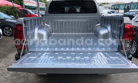 Nunua Ilio tumika Toyota Hilux Nyingine Gari ndani ya Kampala nchini Uganda Nunua Ilio tumika Toyota Hilux Nyingine Gari ndani ya Kampala nchini Uganda