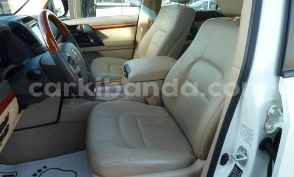 Gura Yakoze Toyota Land Cruiser Prado Other Imodoka i Kampala mu Uganda Gura Yakoze Toyota Land Cruiser Prado Other Imodoka i Kampala mu Uganda