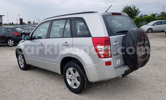 Nunua Ilio tumika Suzuki Grand Vitara Nyingine Gari ndani ya Kampala nchini Uganda Nunua Ilio tumika Suzuki Grand Vitara Nyingine Gari ndani ya Kampala nchini Uganda