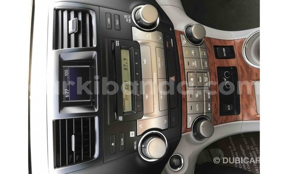 Buy Import Toyota Highlander Black Car in Import - Dubai in Uganda Buy Import Toyota Highlander Black Car in Import - Dubai in Uganda