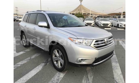 Gura Imported Toyota Highlander Other Imodoka i Import - Dubai mu Uganda Gura Imported Toyota Highlander Other Imodoka i Import - Dubai mu Uganda