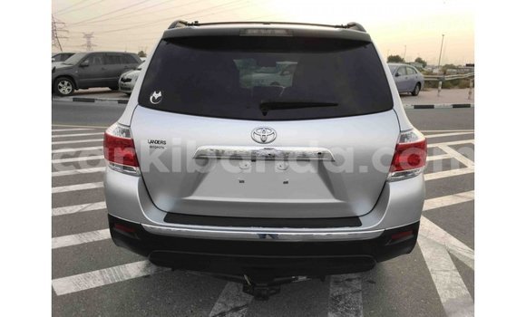 Gura Imported Toyota Highlander Other Imodoka i Import - Dubai mu Uganda Gura Imported Toyota Highlander Other Imodoka i Import - Dubai mu Uganda