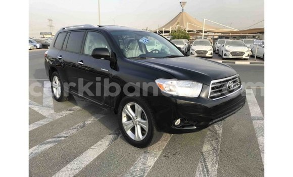 Nunua Imported Toyota Highlander Nyeusi Gari ndani ya Import - Dubai nchini Uganda Nunua Imported Toyota Highlander Nyeusi Gari ndani ya Import - Dubai nchini Uganda