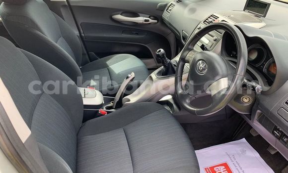 Buy Used Toyota Auris Silver Car in Kampala in Uganda Buy Used Toyota Auris Silver Car in Kampala in Uganda