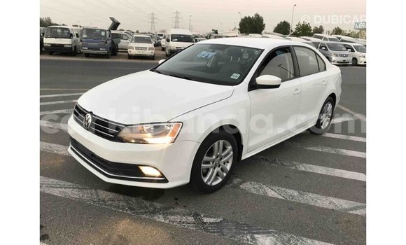 Gura Imported Volkswagen Jetta White Imodoka i Import - Dubai mu Uganda Gura Imported Volkswagen Jetta White Imodoka i Import - Dubai mu Uganda