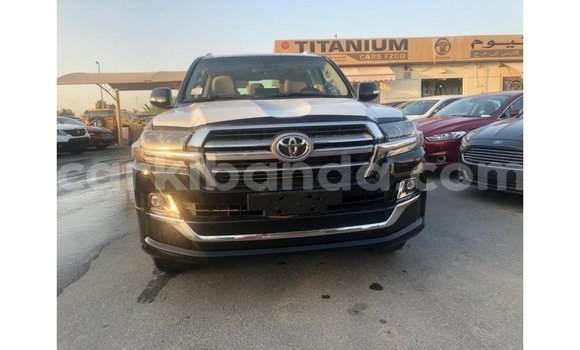 Gura Imported Toyota Land Cruiser Black Imodoka i Import - Dubai mu Uganda Gura Imported Toyota Land Cruiser Black Imodoka i Import - Dubai mu Uganda