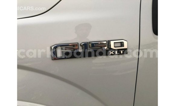 Gura Imported Ford V8 White Imodoka i Import - Dubai mu Uganda Gura Imported Ford V8 White Imodoka i Import - Dubai mu Uganda