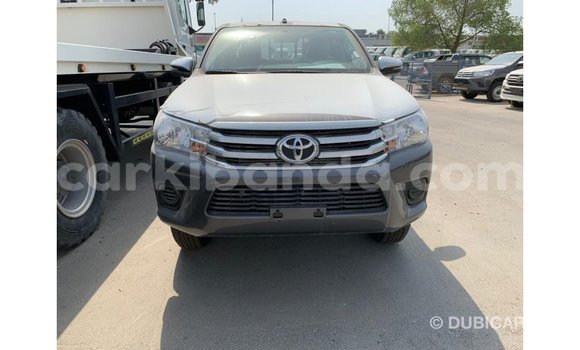 Gura Imported Toyota Hilux Other Imodoka i Import - Dubai mu Uganda Gura Imported Toyota Hilux Other Imodoka i Import - Dubai mu Uganda