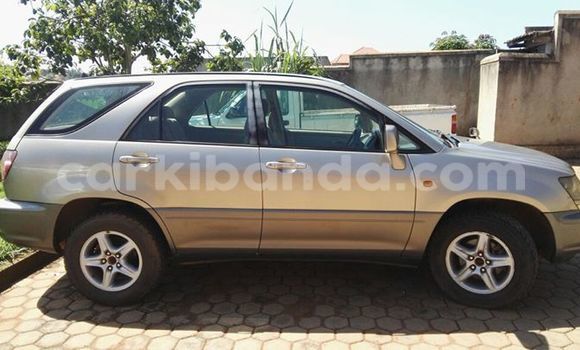 Gura Yakoze Toyota Harrier Other Imodoka i Kampala mu Uganda Gura Yakoze Toyota Harrier Other Imodoka i Kampala mu Uganda