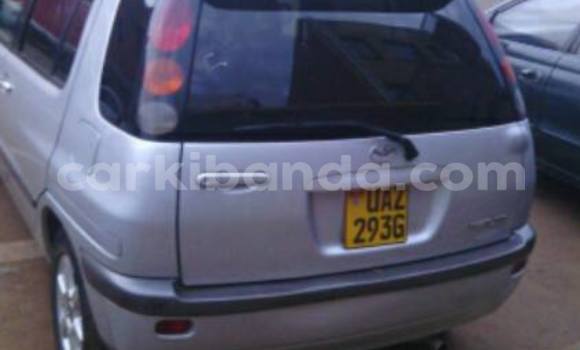 Gura Yakoze Toyota Raum Silver Imodoka i Kampala mu Uganda Gura Yakoze Toyota Raum Silver Imodoka i Kampala mu Uganda