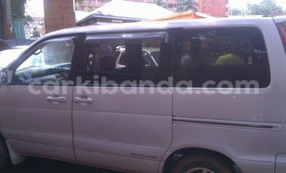 Nunua Ilio tumika Toyota Noah Nyingine Gari ndani ya Arua nchini Uganda Nunua Ilio tumika Toyota Noah Nyingine Gari ndani ya Arua nchini Uganda