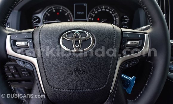 Buy Import Toyota Land Cruiser White Car in Import - Dubai in Uganda Buy Import Toyota Land Cruiser White Car in Import - Dubai in Uganda