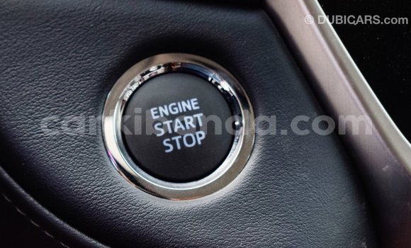 Buy Import Toyota Land Cruiser White Car in Import - Dubai in Uganda Buy Import Toyota Land Cruiser White Car in Import - Dubai in Uganda