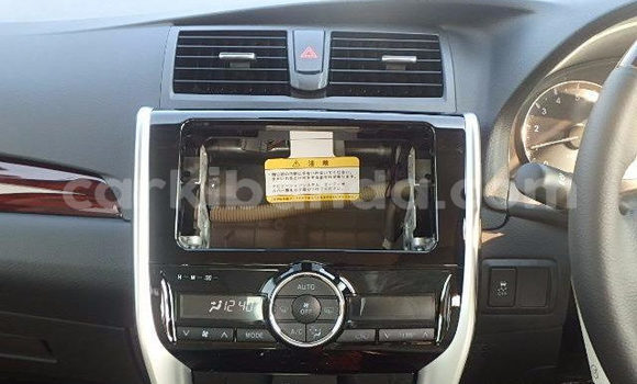 Gura Yakoze Toyota Premio Other Imodoka i Kampala mu Uganda Gura Yakoze Toyota Premio Other Imodoka i Kampala mu Uganda