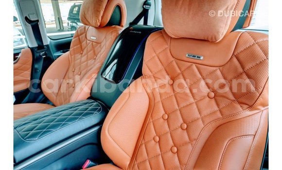 Acheter Import Voiture Lexus LX Noir à Import - Dubai, Ouganda Acheter Import Voiture Lexus LX Noir à Import - Dubai, Ouganda