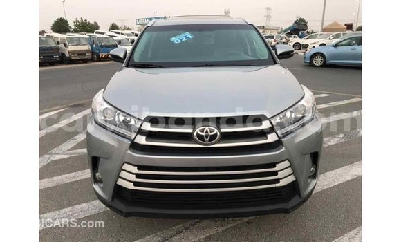 Gura Imported Toyota Highlander Other Imodoka i Import - Dubai mu Uganda Gura Imported Toyota Highlander Other Imodoka i Import - Dubai mu Uganda