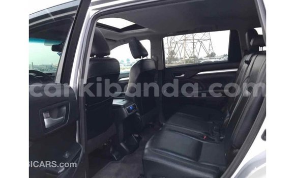 Gura Imported Toyota Highlander Other Imodoka i Import - Dubai mu Uganda Gura Imported Toyota Highlander Other Imodoka i Import - Dubai mu Uganda