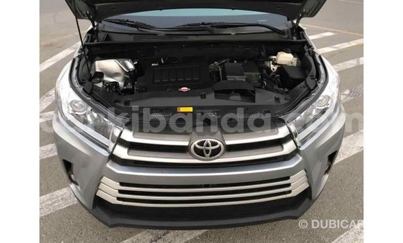 Gura Imported Toyota Highlander Other Imodoka i Import - Dubai mu Uganda Gura Imported Toyota Highlander Other Imodoka i Import - Dubai mu Uganda