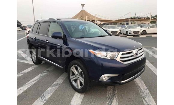 Buy Import Toyota Highlander Blue Car in Import - Dubai in Uganda Buy Import Toyota Highlander Blue Car in Import - Dubai in Uganda