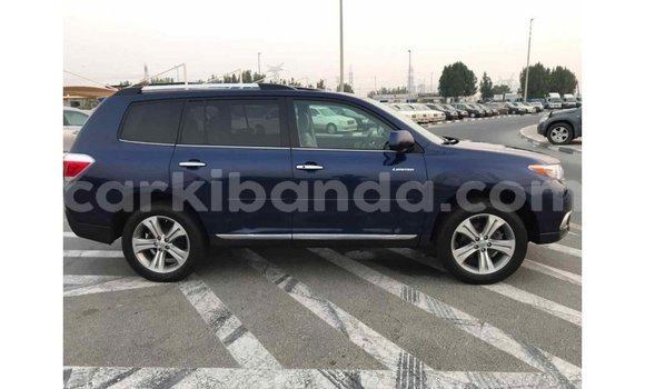 Buy Import Toyota Highlander Blue Car in Import - Dubai in Uganda Buy Import Toyota Highlander Blue Car in Import - Dubai in Uganda