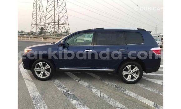Buy Import Toyota Highlander Blue Car in Import - Dubai in Uganda Buy Import Toyota Highlander Blue Car in Import - Dubai in Uganda