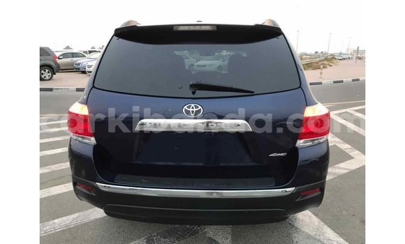 Buy Import Toyota Highlander Blue Car in Import - Dubai in Uganda Buy Import Toyota Highlander Blue Car in Import - Dubai in Uganda
