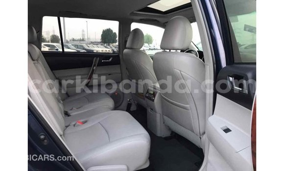 Buy Import Toyota Highlander Blue Car in Import - Dubai in Uganda Buy Import Toyota Highlander Blue Car in Import - Dubai in Uganda