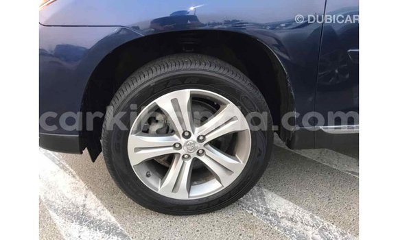 Buy Import Toyota Highlander Blue Car in Import - Dubai in Uganda Buy Import Toyota Highlander Blue Car in Import - Dubai in Uganda