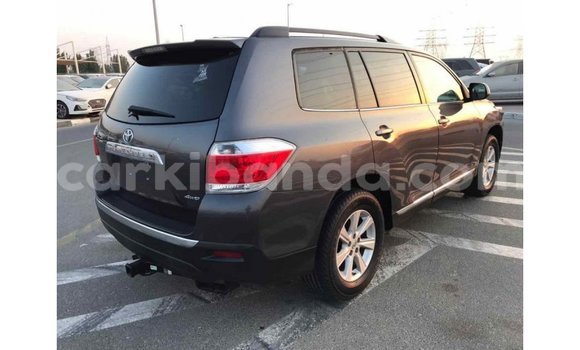 Buy Import Toyota Highlander Other Car in Import - Dubai in Uganda Buy Import Toyota Highlander Other Car in Import - Dubai in Uganda