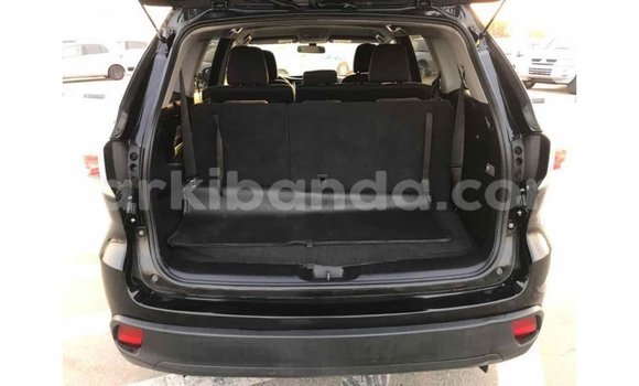 Nunua Imported Toyota Highlander Nyeusi Gari ndani ya Import - Dubai nchini Uganda Nunua Imported Toyota Highlander Nyeusi Gari ndani ya Import - Dubai nchini Uganda