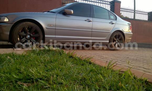 Gura Yakoze BMW 3–Series Other Imodoka i Kampala mu Uganda Gura Yakoze BMW 3–Series Other Imodoka i Kampala mu Uganda