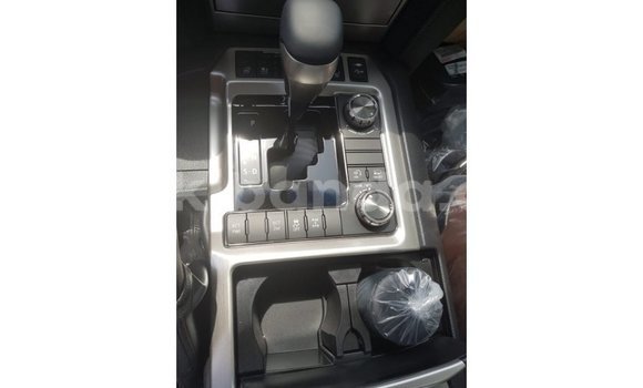 Gura Imported Toyota Land Cruiser Brown Imodoka i Import - Dubai mu Uganda Gura Imported Toyota Land Cruiser Brown Imodoka i Import - Dubai mu Uganda