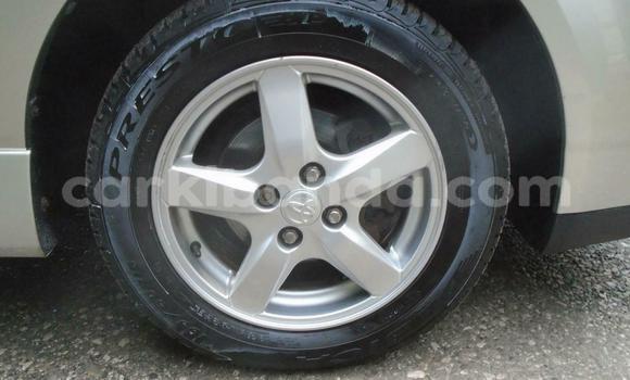 Gura Yakoze Toyota Corolla Silver Imodoka i Kampala mu Uganda Gura Yakoze Toyota Corolla Silver Imodoka i Kampala mu Uganda