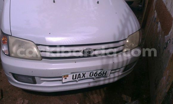 Nunua Ilio tumika Toyota Noah Nyingine Gari ndani ya Arua nchini Uganda Nunua Ilio tumika Toyota Noah Nyingine Gari ndani ya Arua nchini Uganda