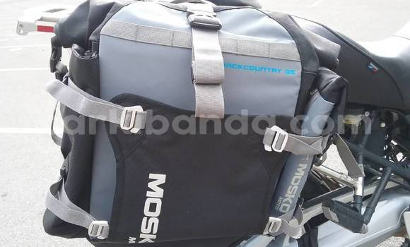 Gura Yakoze BMW R 1200 GS Beige Bike i Kampala mu Uganda Gura Yakoze BMW R 1200 GS Beige Bike i Kampala mu Uganda