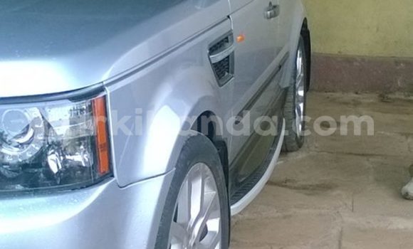 Buy Used Land Rover Range Rover Silver Car in Kampala in Uganda