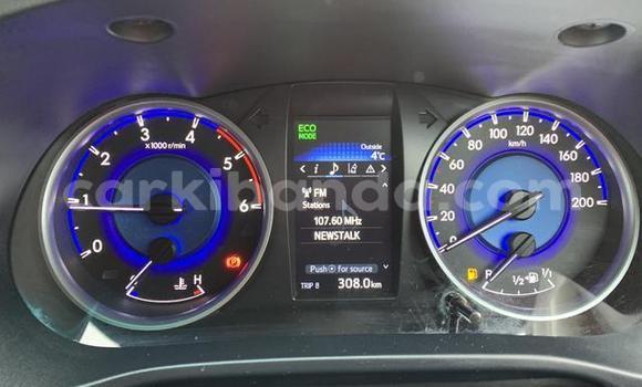 Gura Yakoze Toyota Hilux Surf Other Imodoka i Kampala mu Uganda Gura Yakoze Toyota Hilux Surf Other Imodoka i Kampala mu Uganda