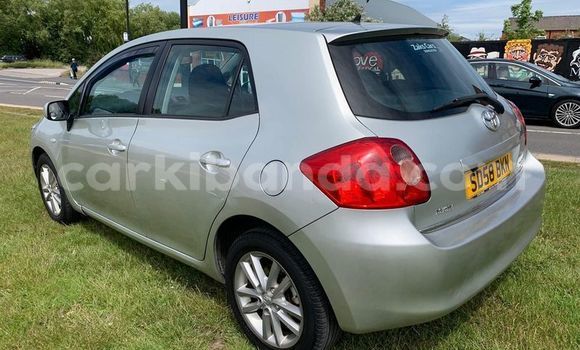 Gura Yakoze Toyota Auris Other Imodoka i Kampala mu Uganda Gura Yakoze Toyota Auris Other Imodoka i Kampala mu Uganda