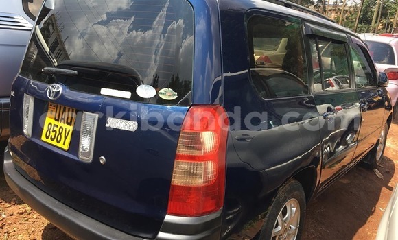 Acheter Occasion Voiture Toyota Probox Bleu à Kampala, Ouganda Acheter Occasion Voiture Toyota Probox Bleu à Kampala, Ouganda