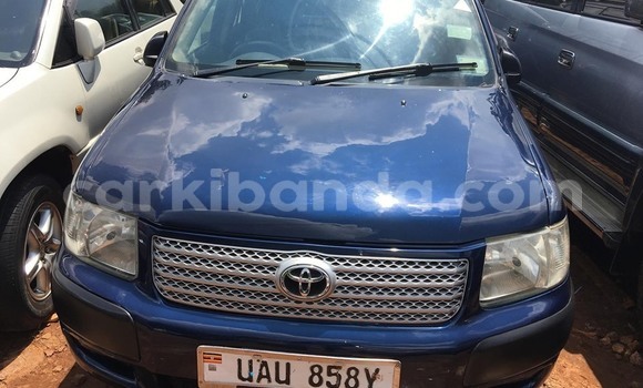 Acheter Occasion Voiture Toyota Probox Bleu à Kampala, Ouganda Acheter Occasion Voiture Toyota Probox Bleu à Kampala, Ouganda