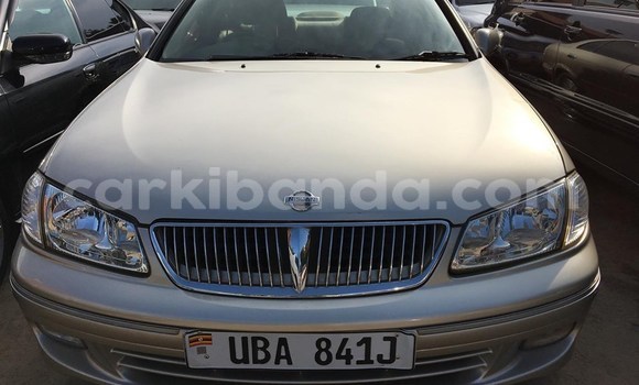 Acheter Occasion Voiture Nissan Bluebird Beige à Kampala, Ouganda Acheter Occasion Voiture Nissan Bluebird Beige à Kampala, Ouganda