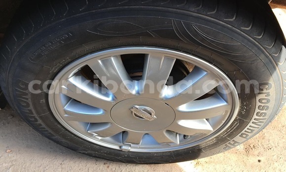 Acheter Occasion Voiture Nissan Bluebird Beige à Kampala, Ouganda Acheter Occasion Voiture Nissan Bluebird Beige à Kampala, Ouganda